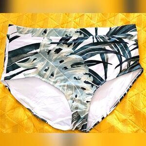 Swim by Cacique bikini brief bottom size 26 green and white flower design. New.